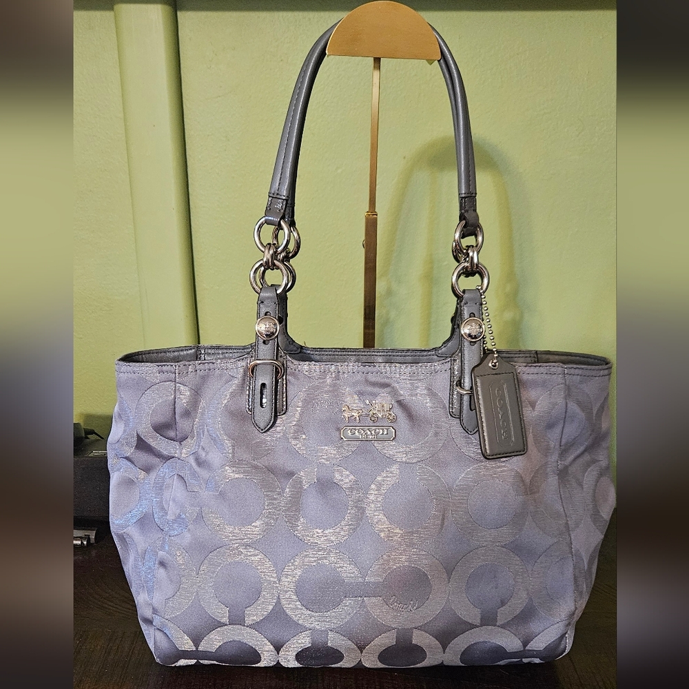 COACH Mia Op Art Metallic Silver EUC Hangtag Tote Shoulder Bag Purse
